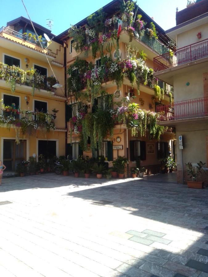 Vacanza Taormina Mare Mazzeo Extérieur photo